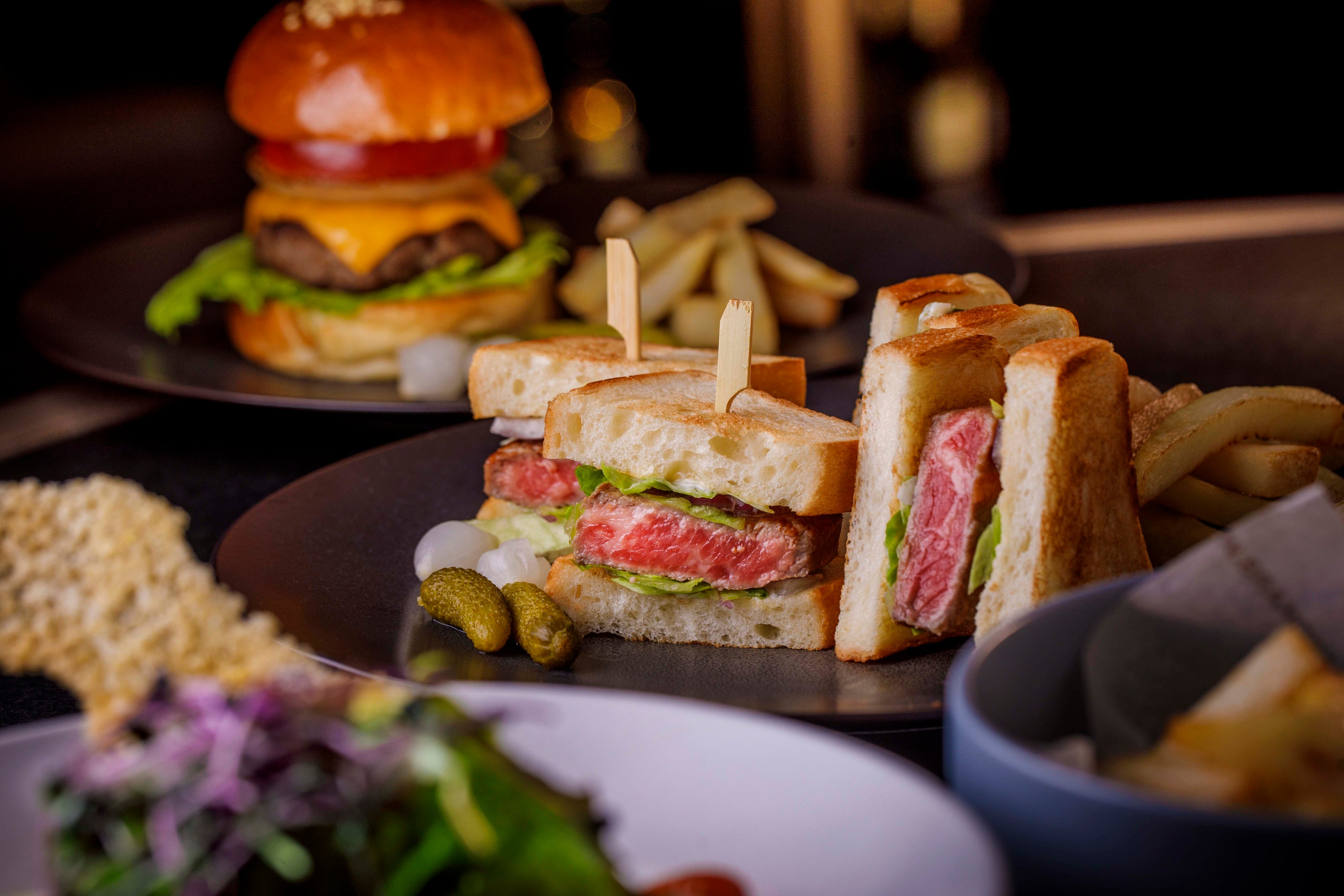 スカイバー「エスカリエ」のフードメニュー（イメージ）