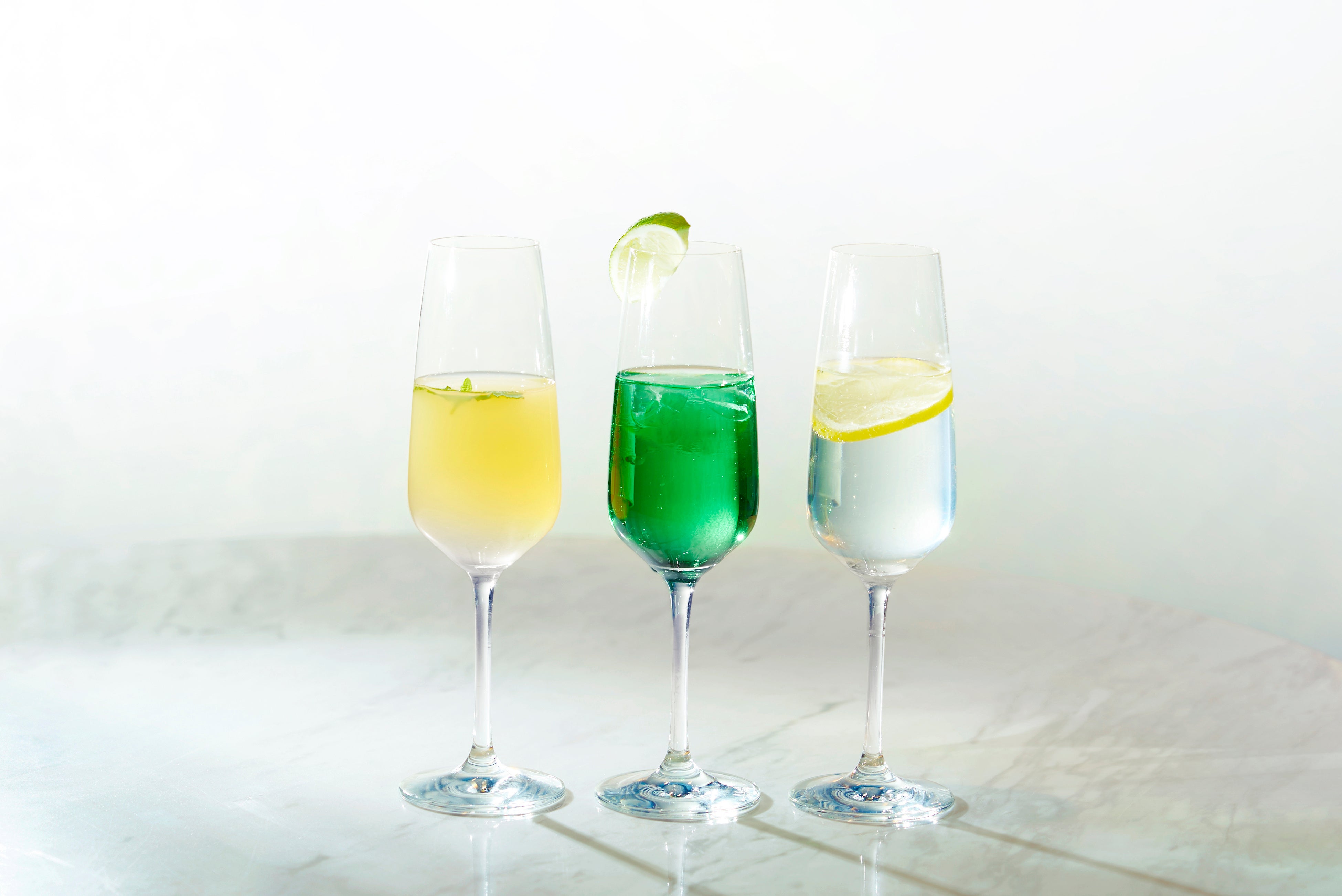 左から、ピーチアップル、ディアボロマント、レモンスカッシュ（イメージ）