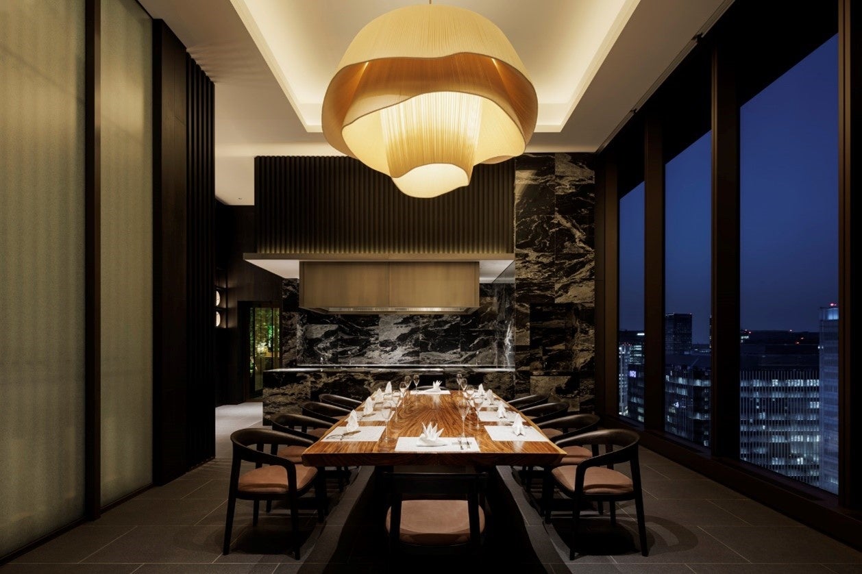 アイアン・ベイ　「シェフズ・テーブル」