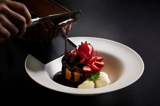 【W大阪】バレンタインプロモーション2026 とろける誘惑、ショコラ・ラクレット・ストロベリーケーキが登場 【W大阪】バレンタインプロモーション2026 とろける誘惑、ショコラ・ラクレット・ストロベリーケーキが登場