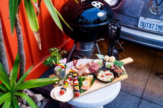 アロフト東京銀座 × Weber 「Roof Dogs バーベキュービアガーデン2026」 アロフト東京銀座 × Weber 「Roof Dogs バーベキュービアガーデン2026」