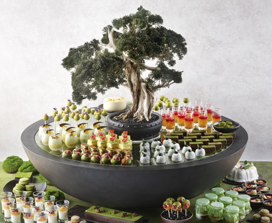 【ウェスティンホテル横浜】盆栽を使用した日本庭園が登場!? 抹茶尽くしのデザートビュッフェを開催 【ウェスティンホテル横浜】盆栽を使用した日本庭園が登場!? 抹茶尽くしのデザートビュッフェを開催