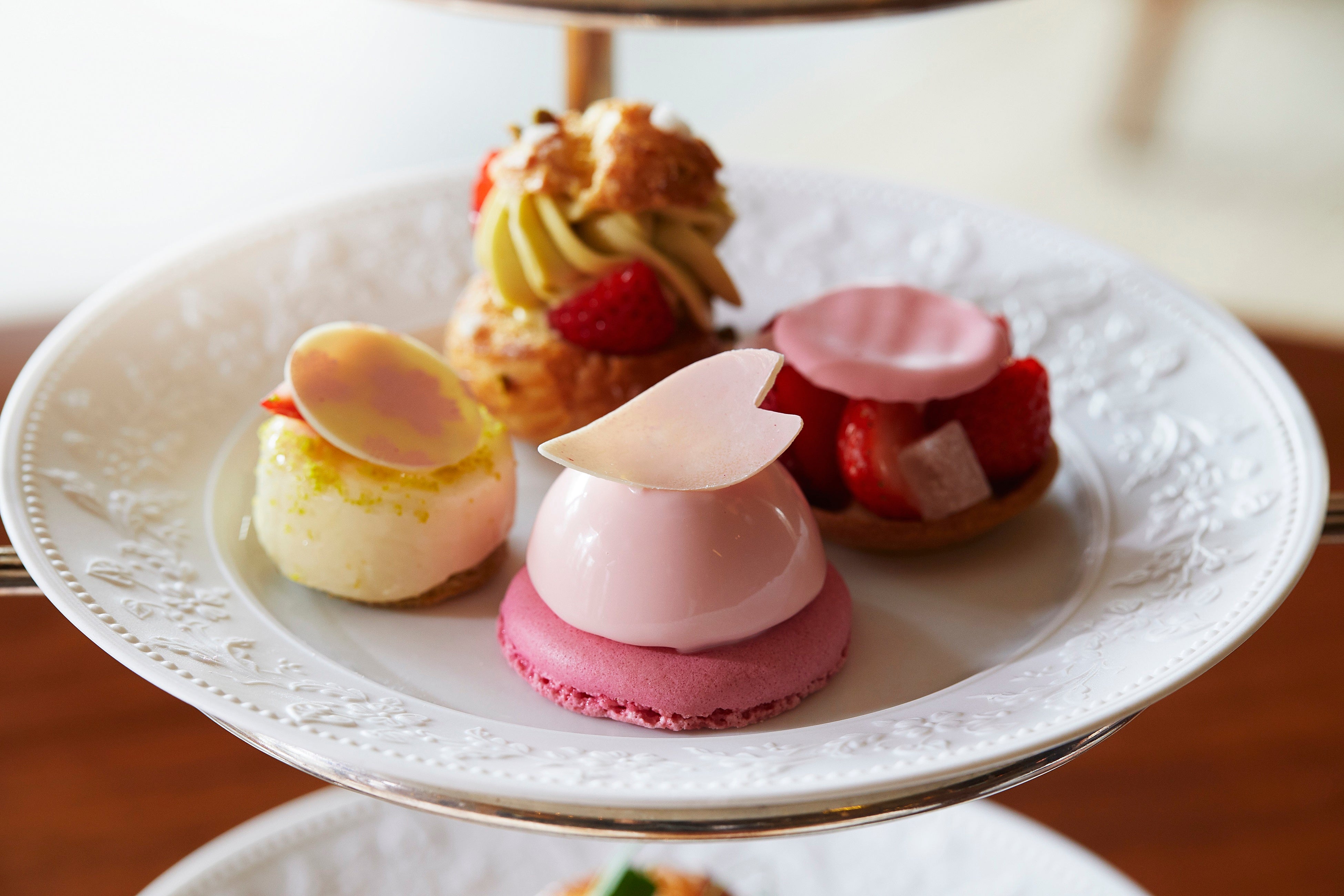 「SAKURAアフタヌーンティー」スイーツ