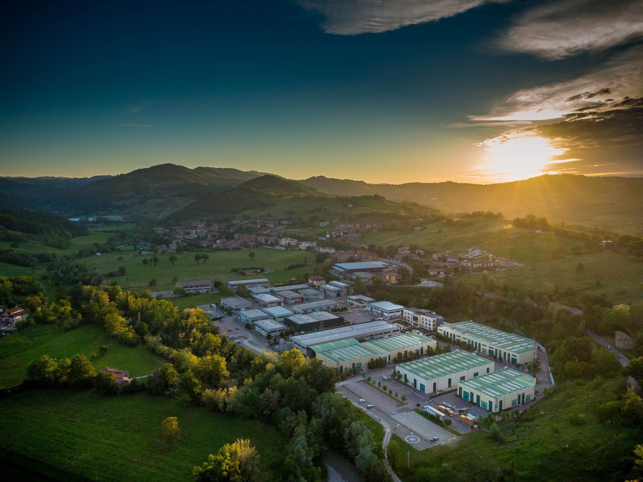 E80グループ本社