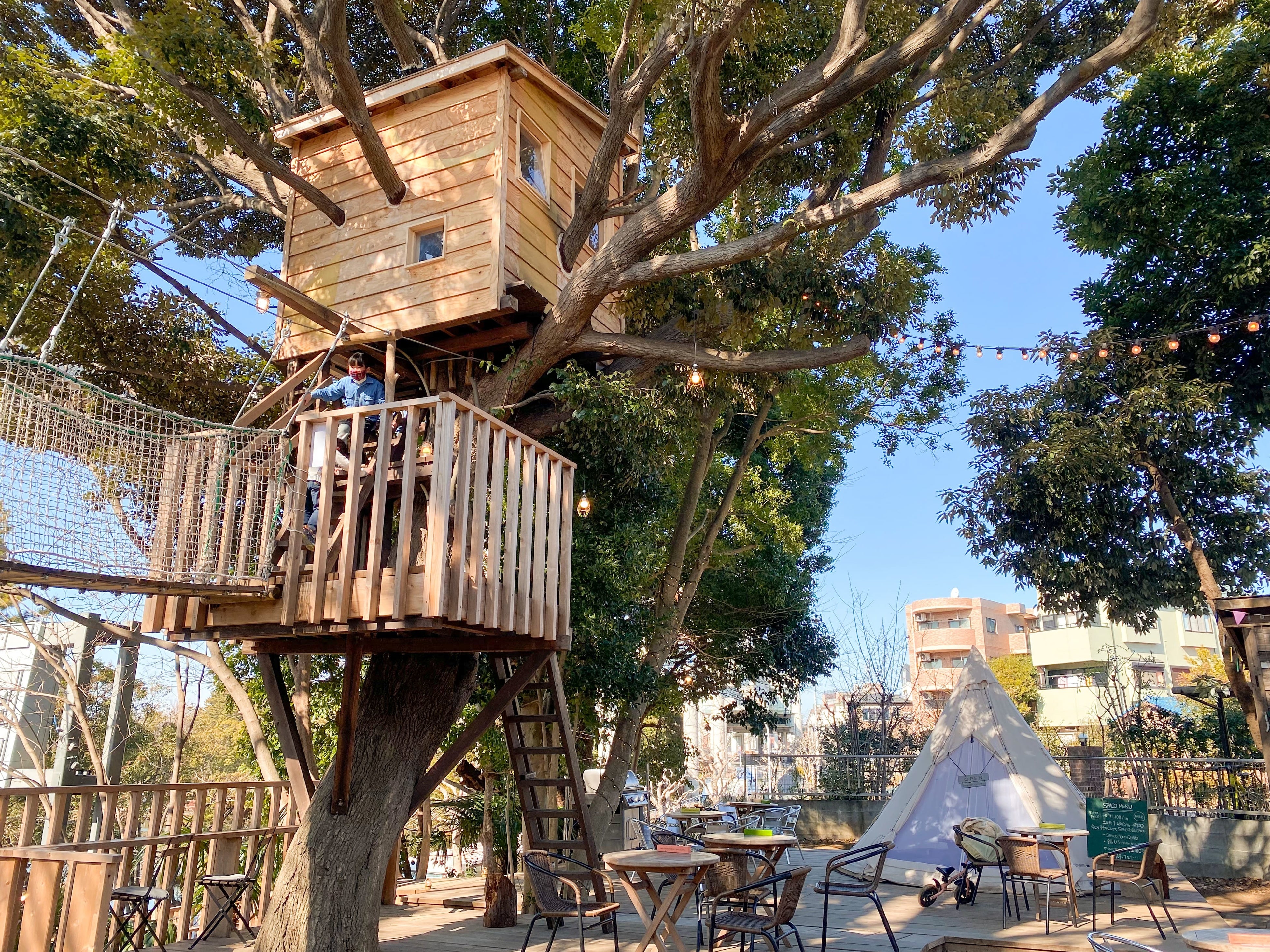 ツリーハウス「ロンガ」