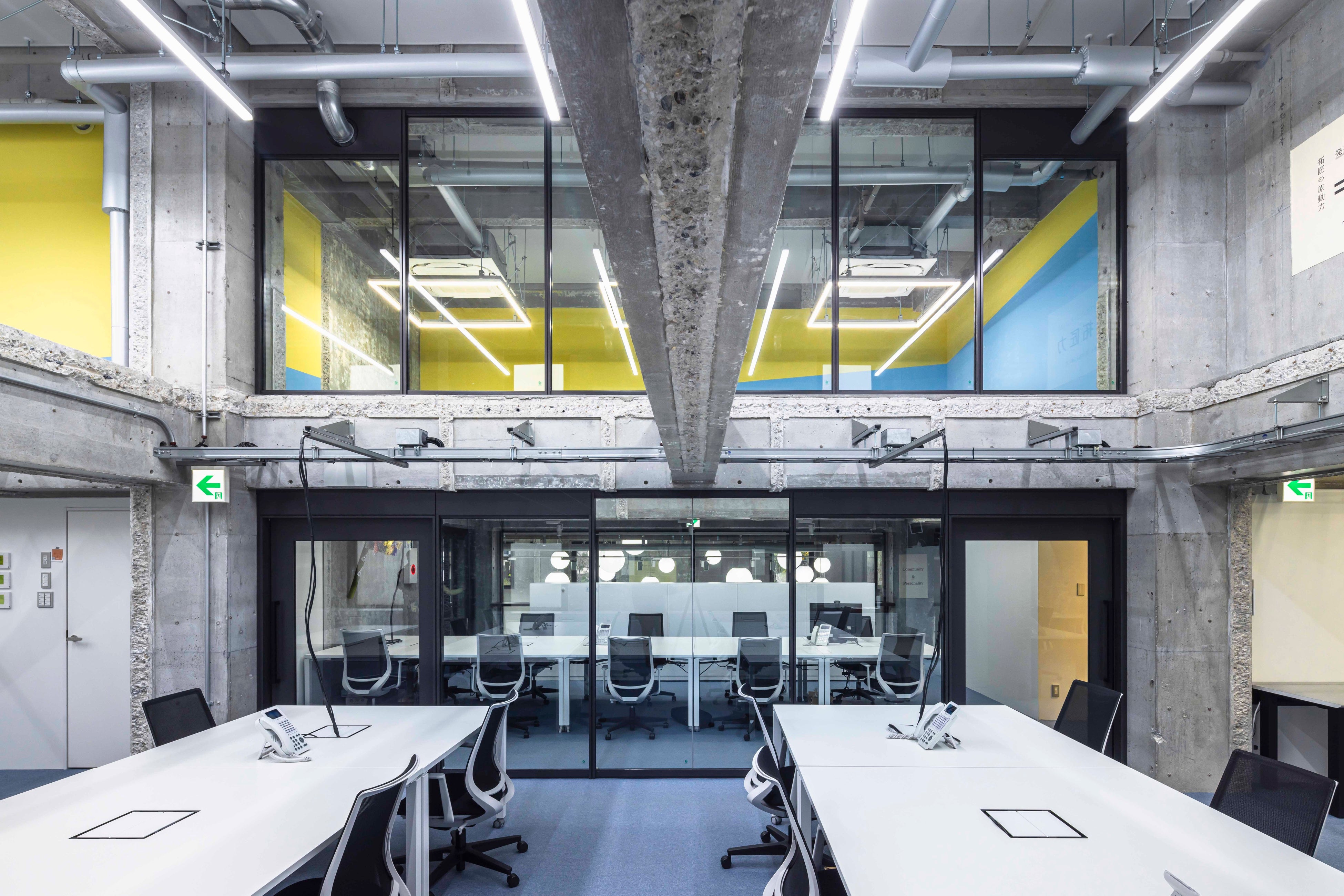 オフィスフロア