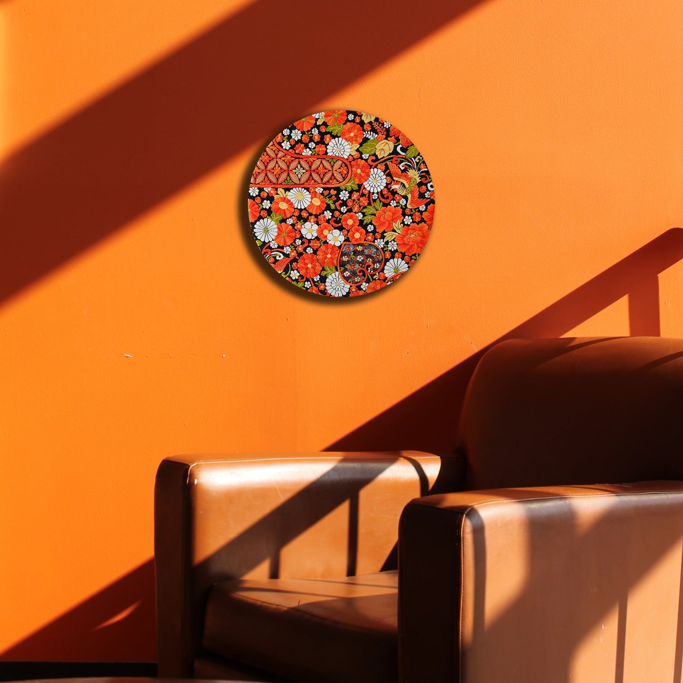 バレンタインにぴったりの「愛の象徴」コレクションを発表!着物をアートに甦らせるikasuが特別割引中! バレンタインにぴったりの「愛の象徴」コレクションを発表!着物をアートに甦らせるikasuが特別割引中!