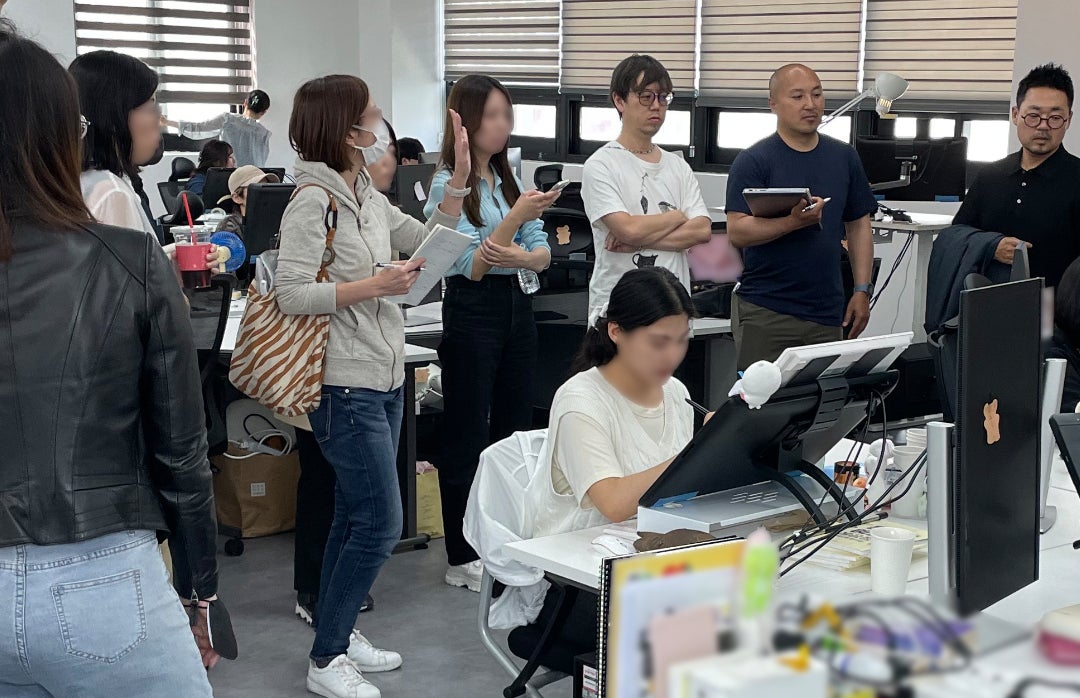 スタジオ訪問の様子