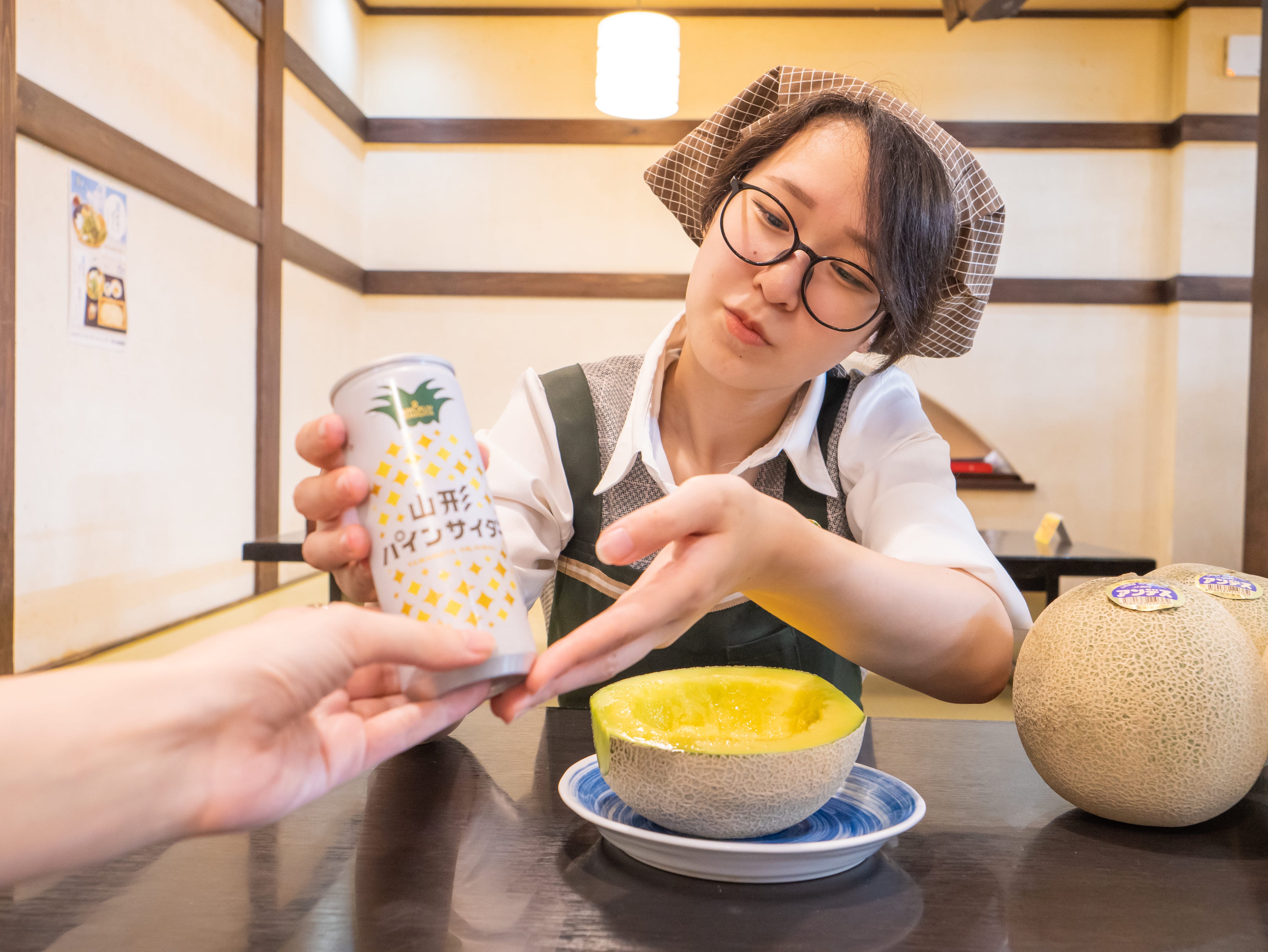 「山形パインサイダー」で生メロンソーダアレンジ