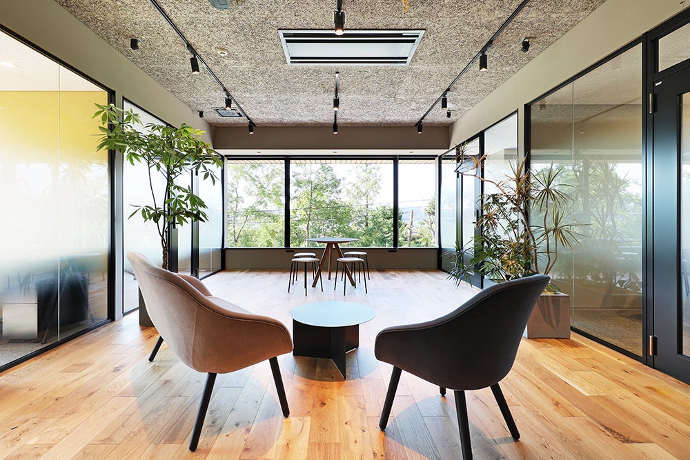 オフィスフロア　サロン