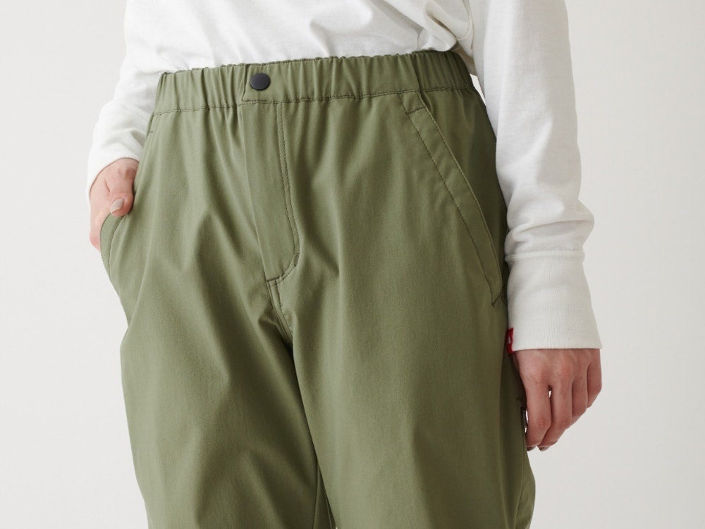 汗のベタつきを抑える特別な素材