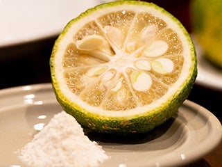 宮城県で提供した 宮城県産柚子と地ソルトタレ