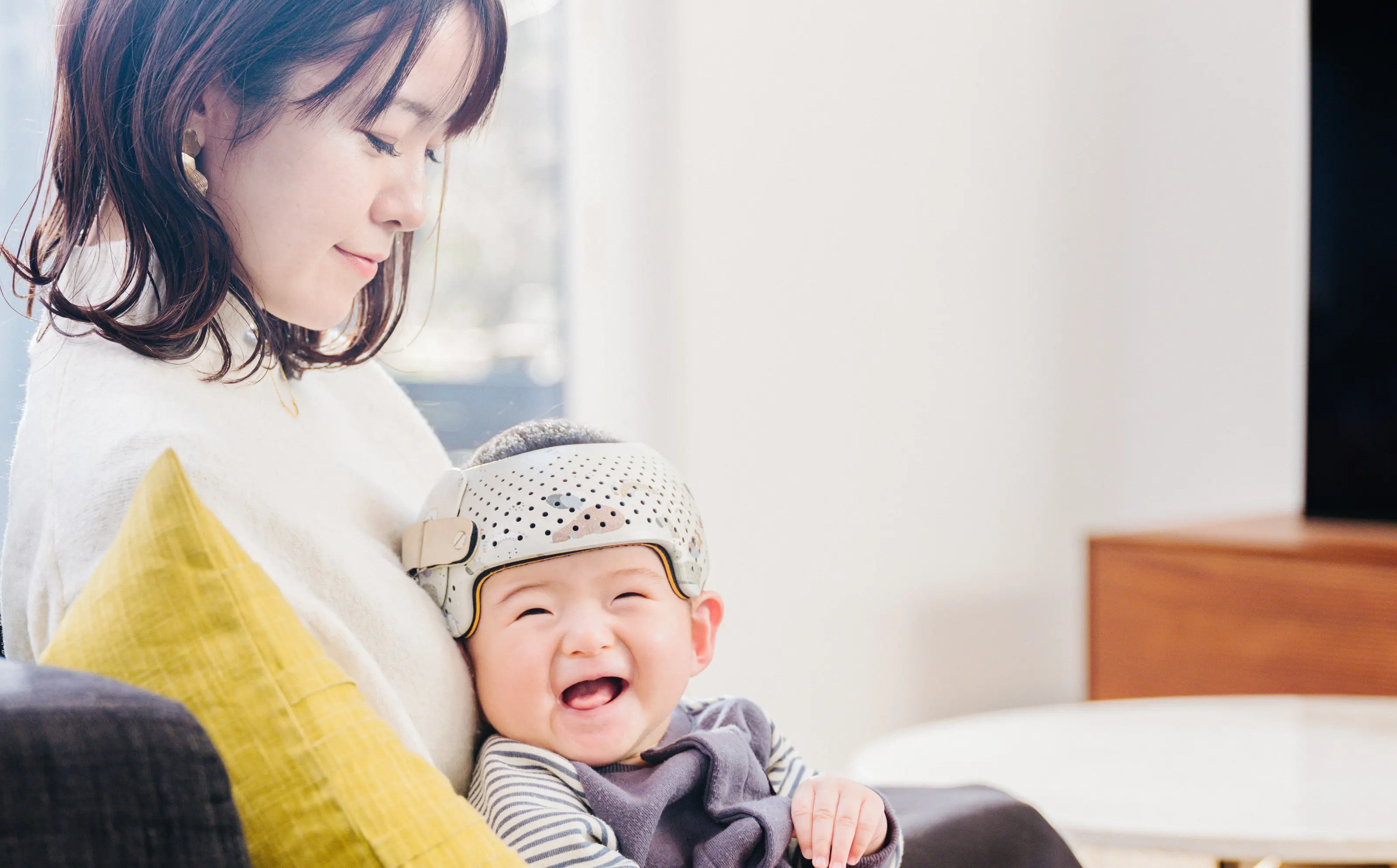 頭蓋形状矯正ヘルメット「ベビーバンド」によるヘルメット治療導入医療