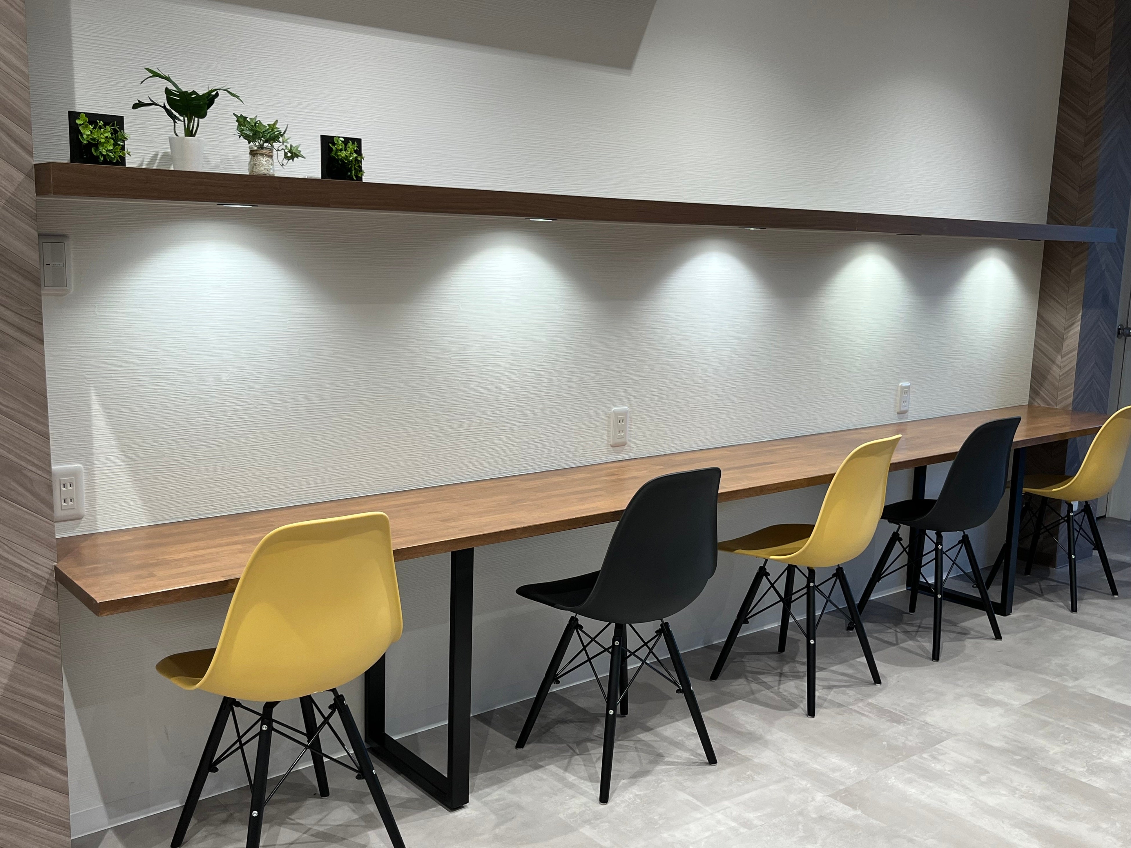 自由な働き方を推進するカウンター