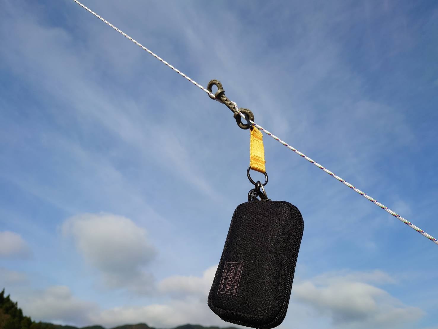 小物や傘をぶら下げておいたり