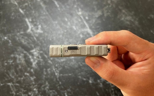 USB-Cに対応した充電ソケット