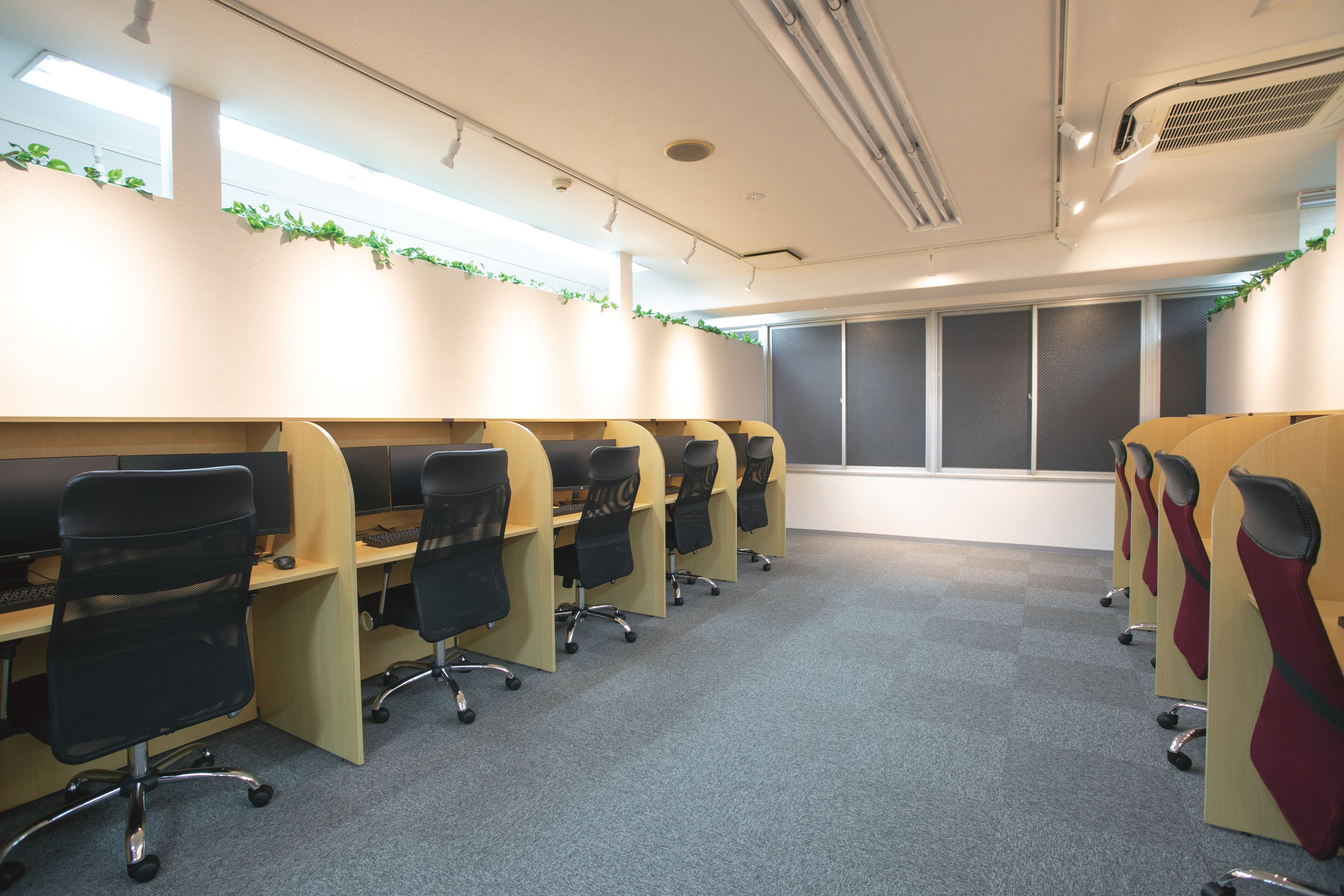 堺筋本町事業所 訓練室