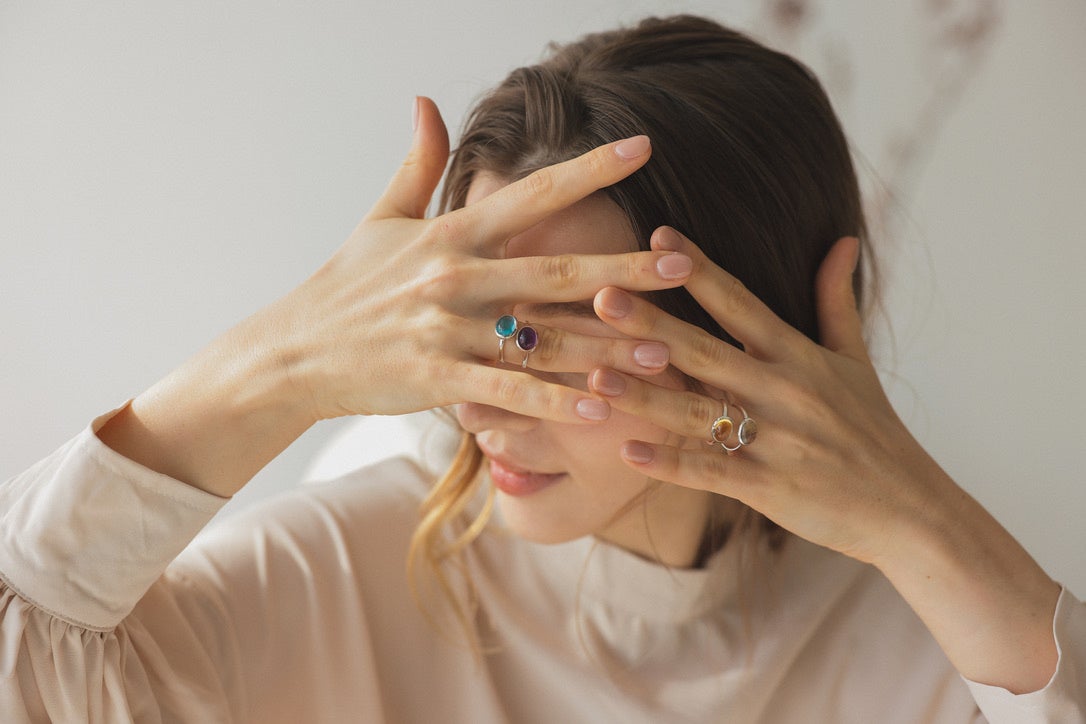 重ね付けも素敵なA drop天然石 ring　silver925 