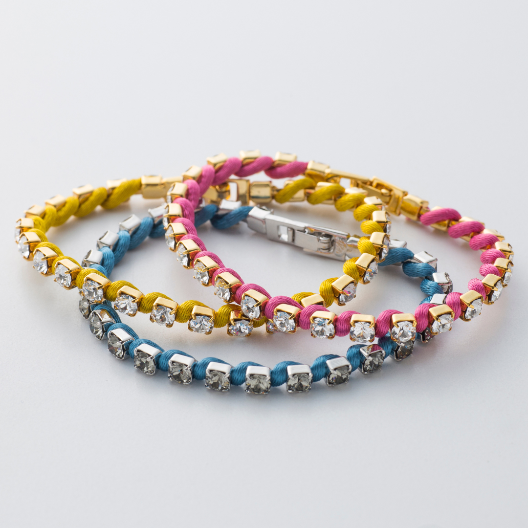 鮮やかなスワロフスキークリスタル