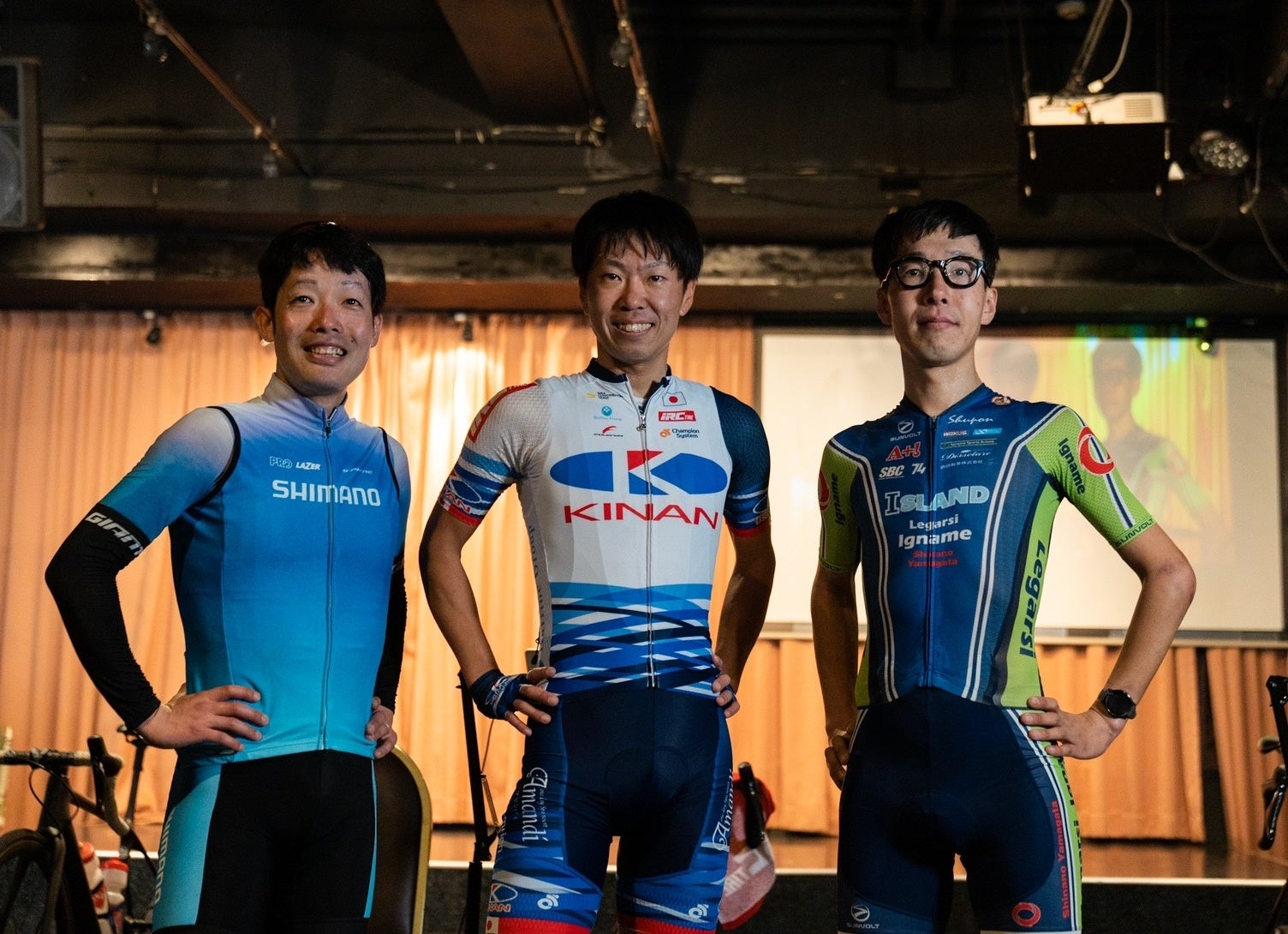 ※左から入部正太朗選手、畑中勇介選手、高杉智彰選手