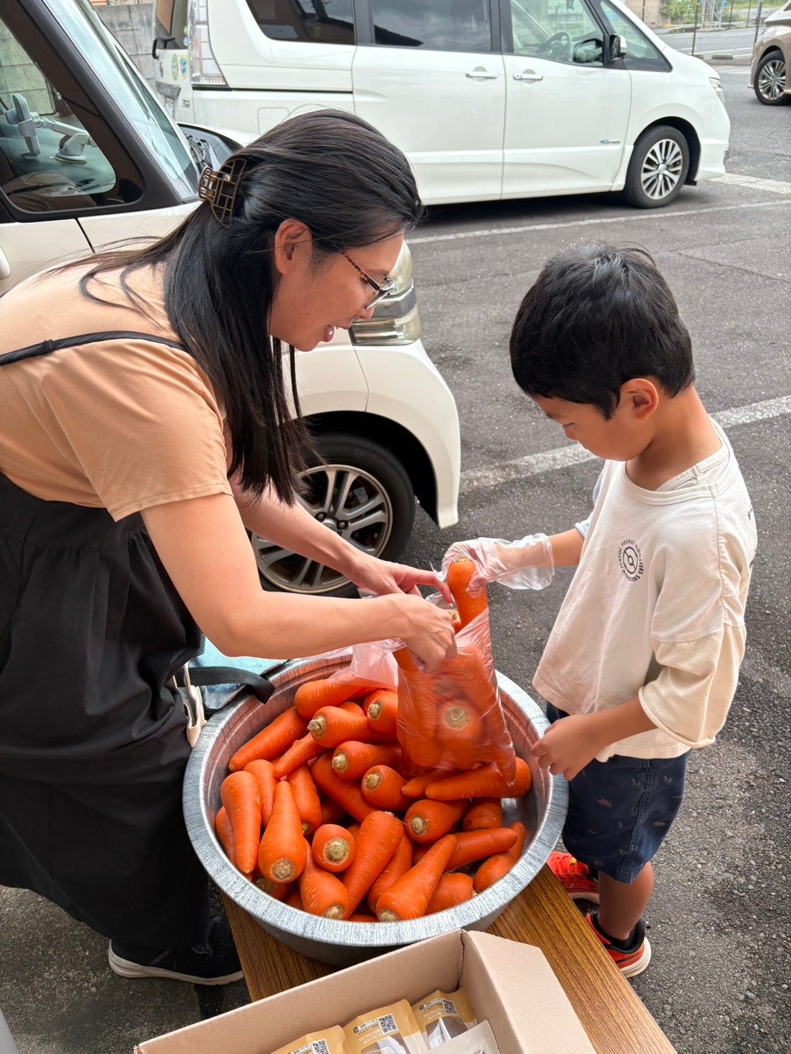適正な需給バランスを保つため市場以外へ出荷された北海道のにんじん約20トン、こども食堂などへ