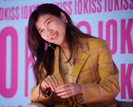 初対面の男女がリゾートで共同生活!キスから始まる“観察型”恋愛リアリティショー「テンキス」12月21日より配信開始 初対面の男女がリゾートで共同生活!キスから始まる“観察型”恋愛リアリティショー「テンキス」12月21日より配信開始