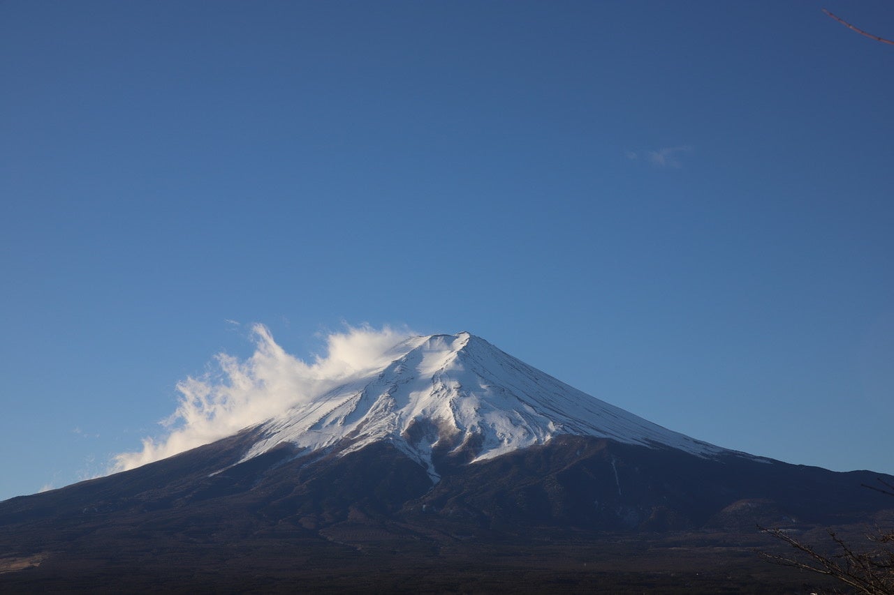 富士山だけが創りだすことができる奇跡的なミネラルバランスの超軟水。