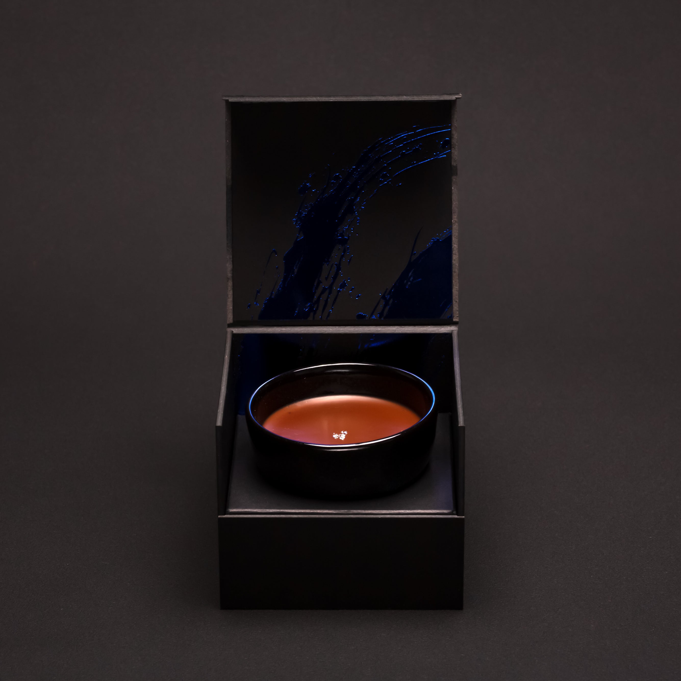 SAKERISE「閃光」閃光が持つ爽やかさを「青」で表現した専用パッケージ