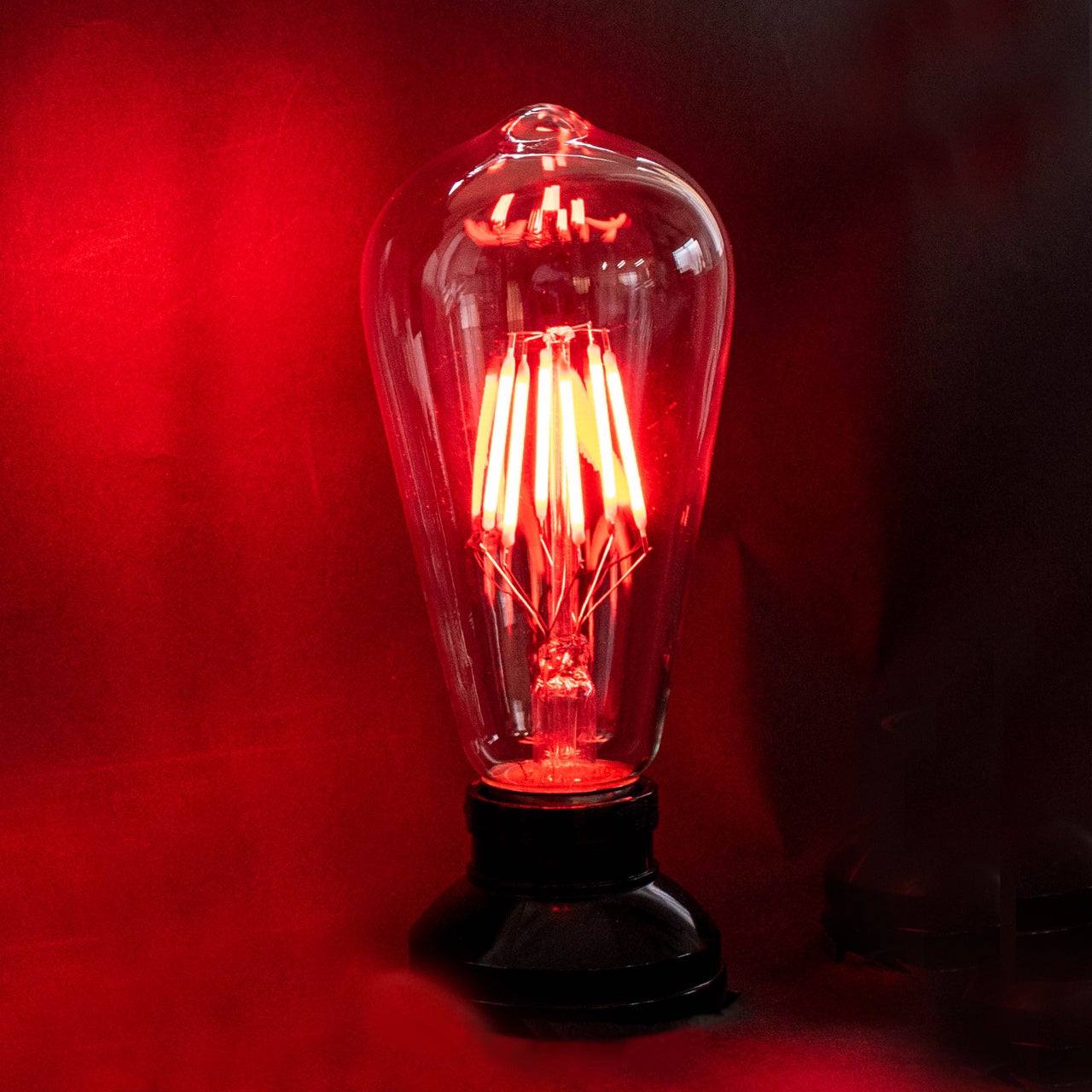 赤色フィラメント電球