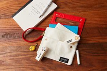 ゼクシィ13代目CMガール堀田 真由が2月号の表紙に登場 バラに囲まれた