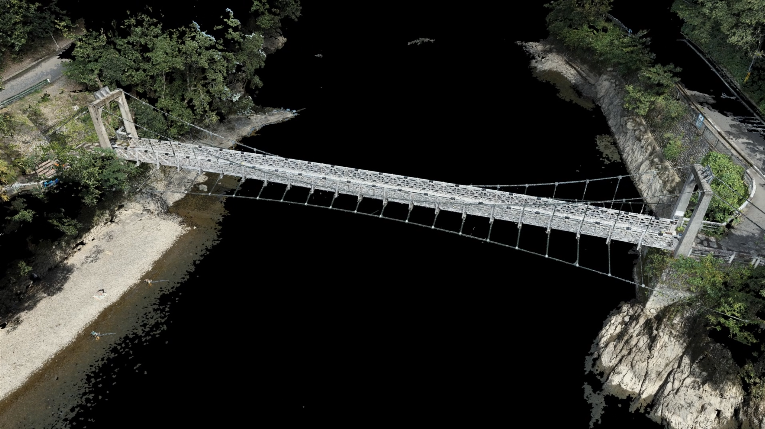 ドローン測量による橋梁（吊り橋）の3Dモデル