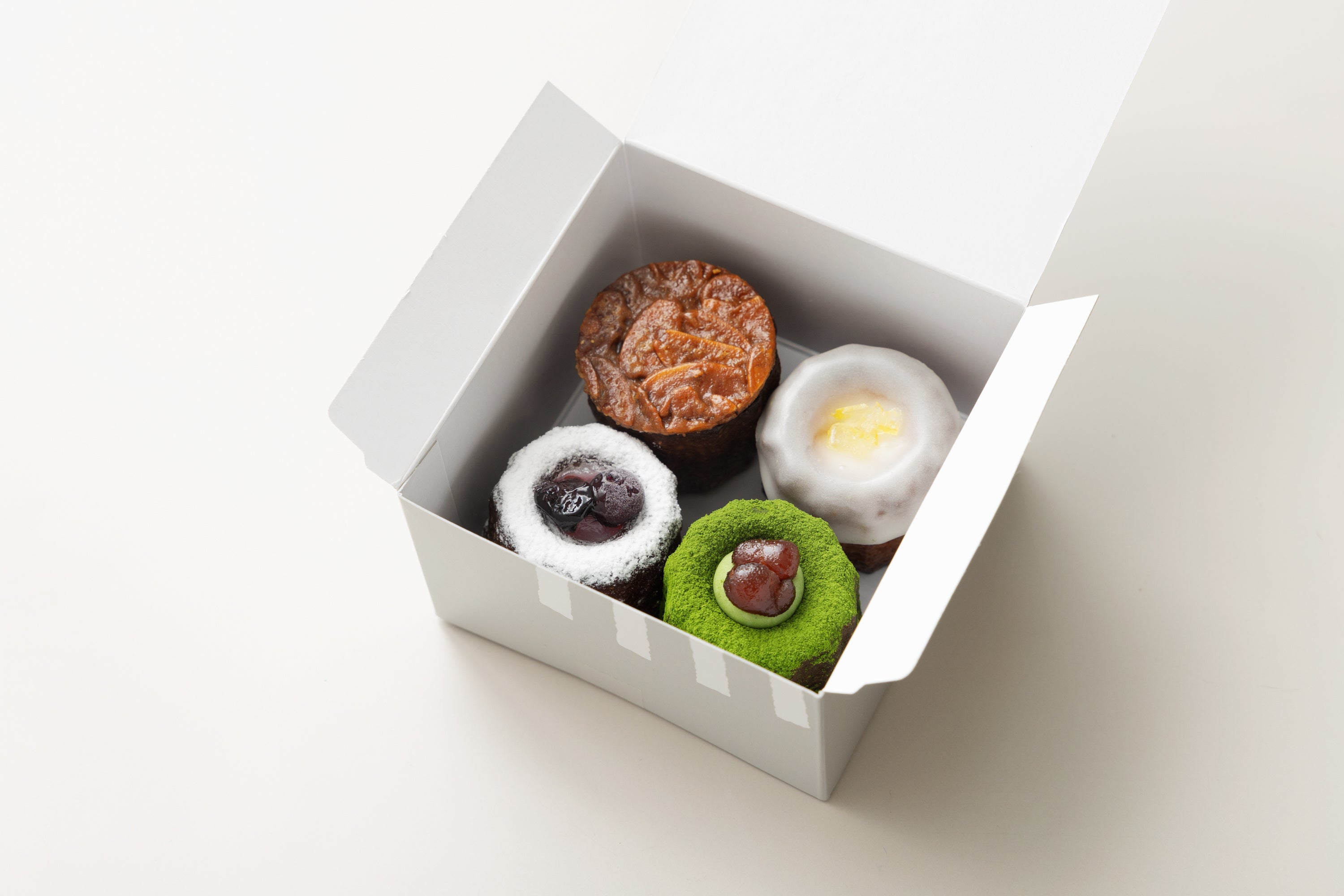 バリエーション豊かな楽しいカヌレがもっと身近に！広島発カヌレ専門店