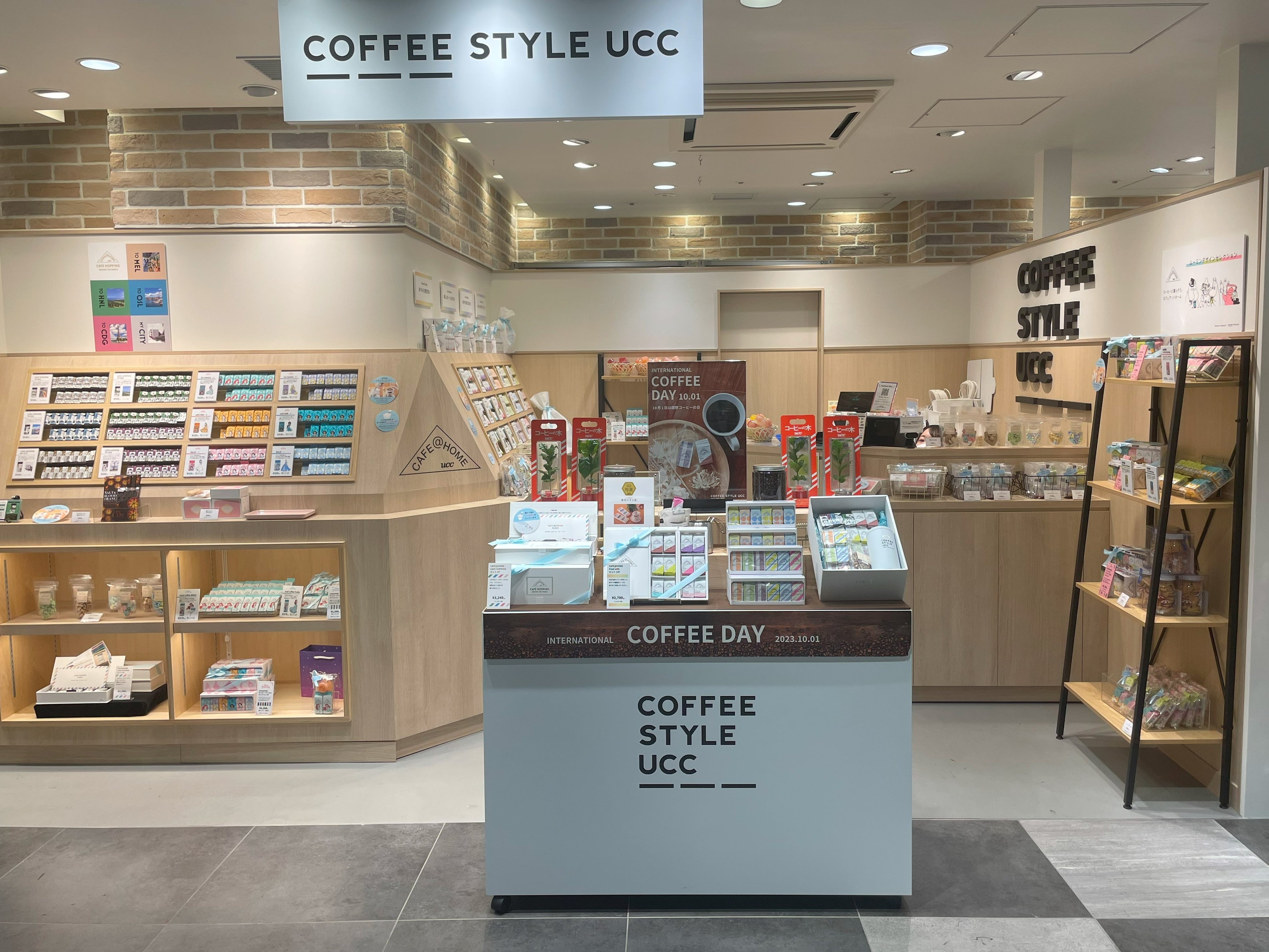 Suicaのペンギン×CAFE@HOMEのコラボトートバッグ付コーヒー