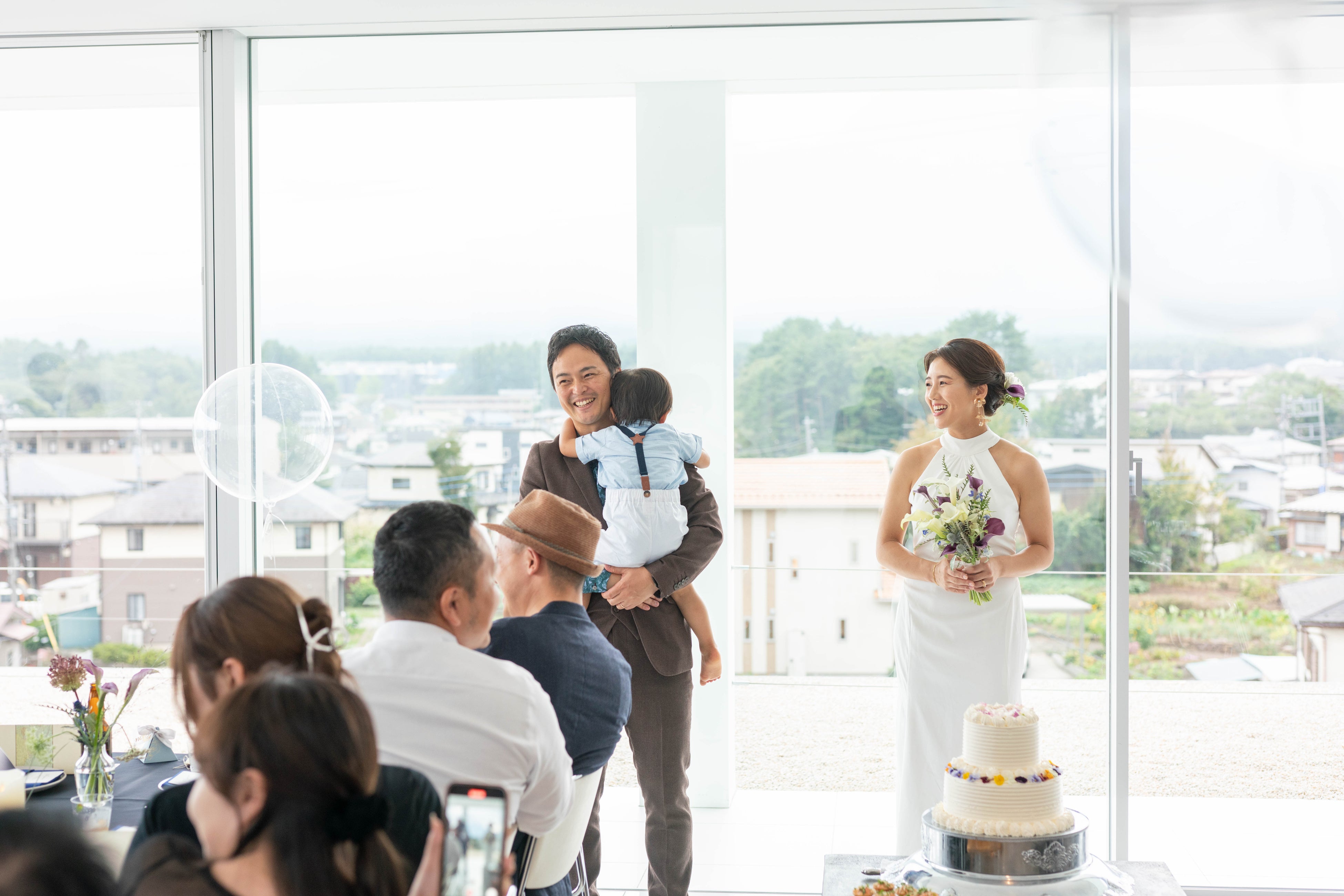 富士山が見えるスイートルームの様子 ©小林正嗣