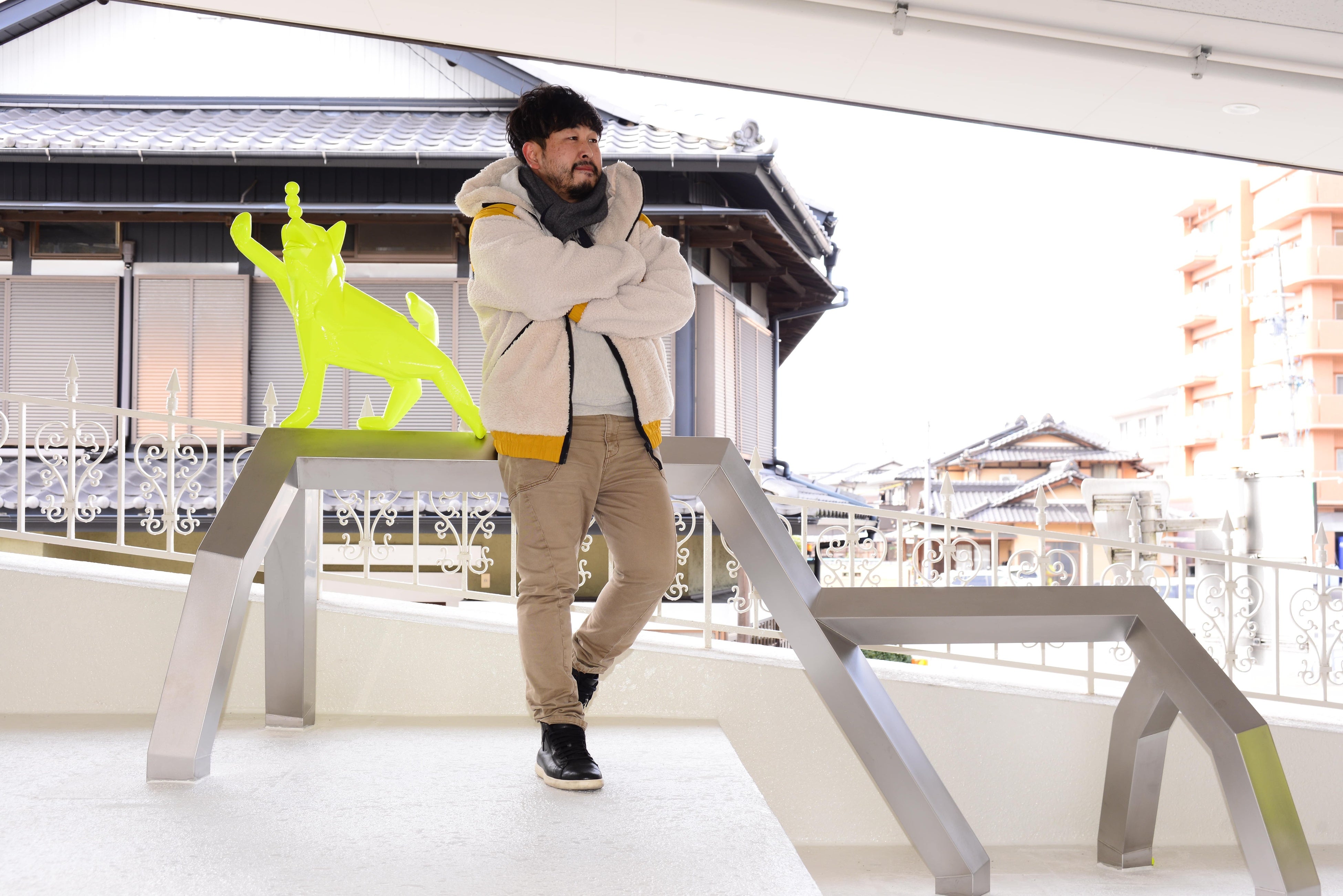 彫刻作品と作家 WA!moto. motoka watanabe（Photography Alfie Goodrich）