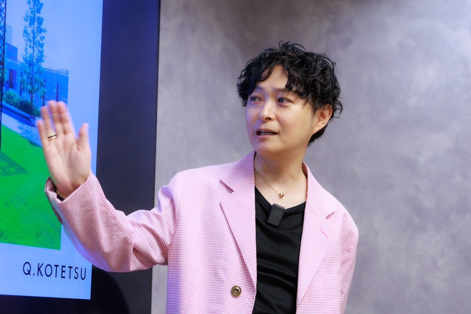 久々野智小哲津