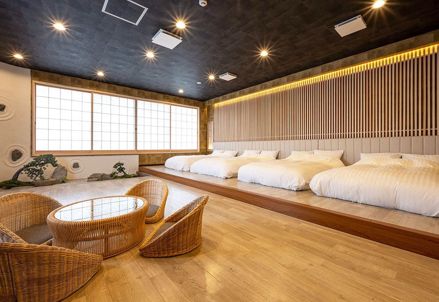 ファミリールーム（58.66平米洋間スペースとベッドルーム）