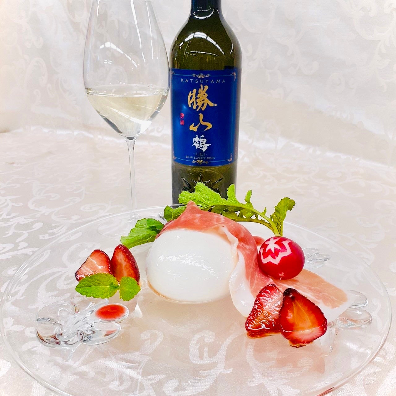 勝山酒造の得意とする海外のSAKEシーンを再現