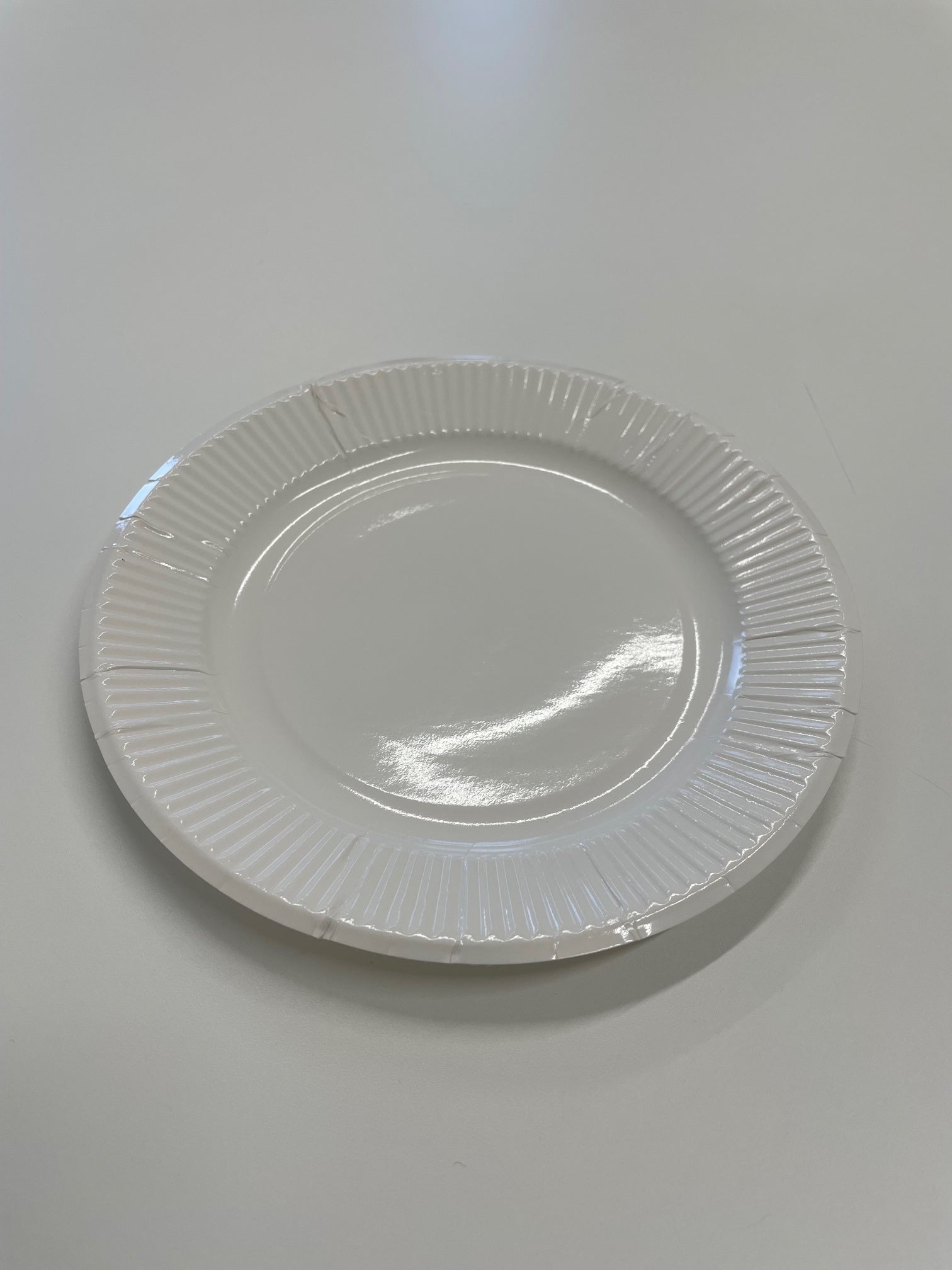 紙皿のBOPLAフィルムラミネートサンプル