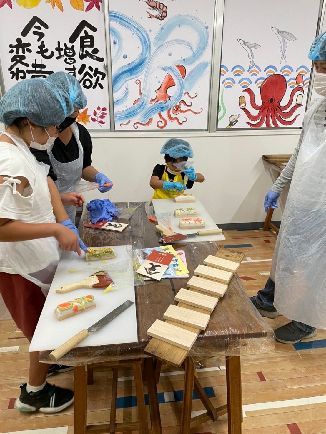 かまぼこ作り体験の様子②