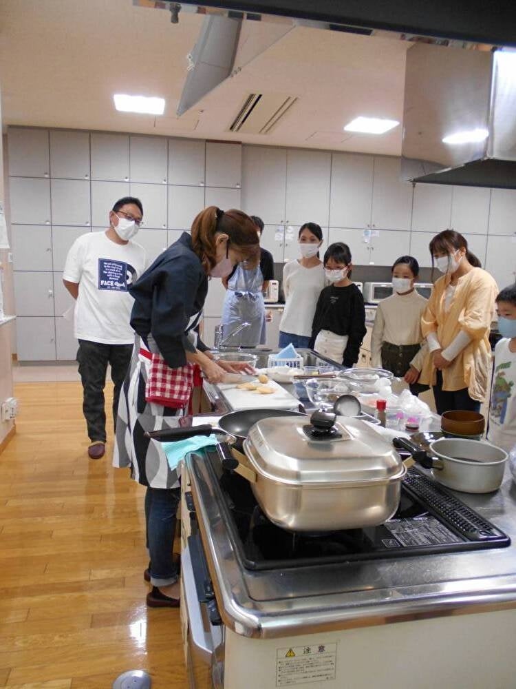 子供向けの親子料理教室