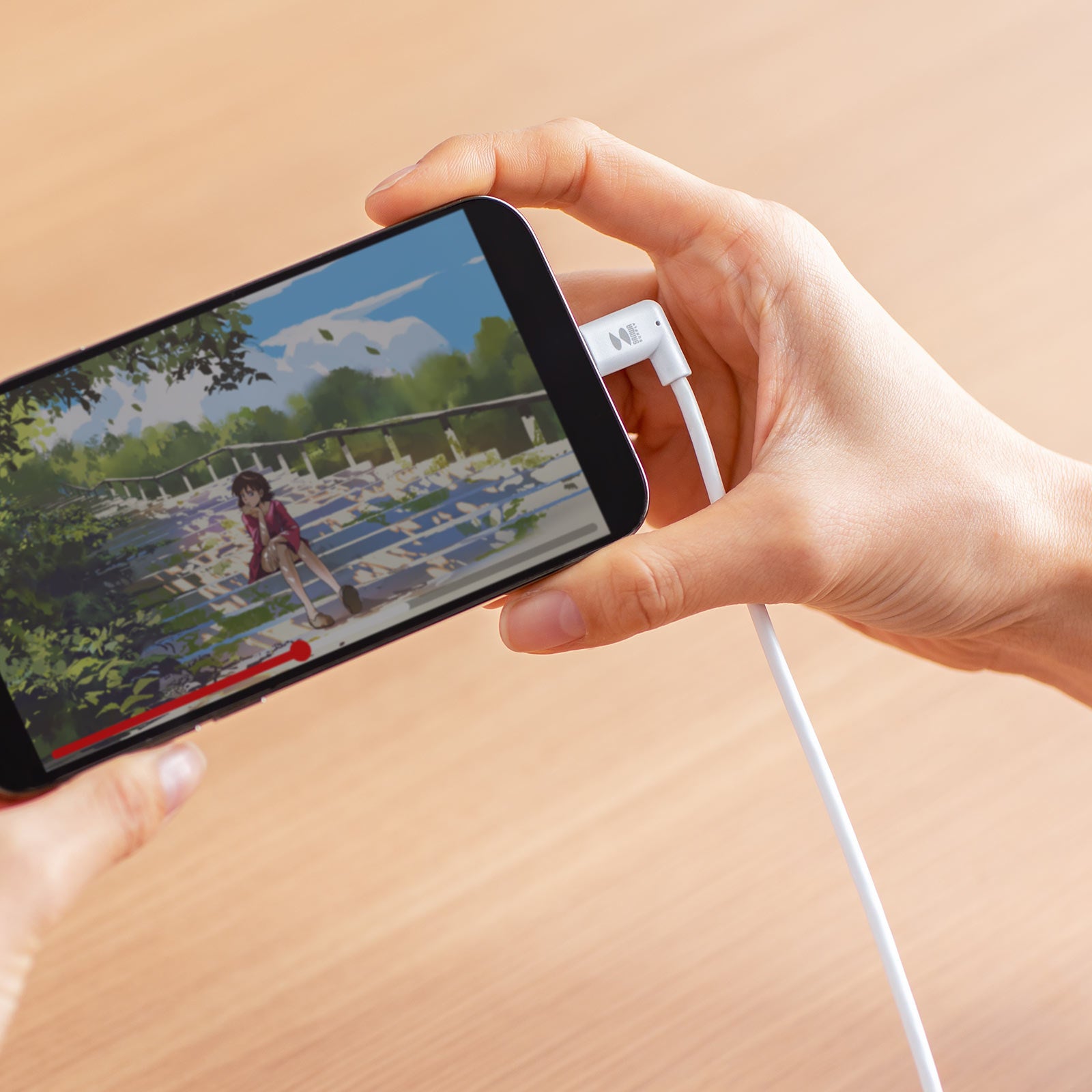 L字コネクタで配線しやすく、断線しにくい！Apple MFi認証の