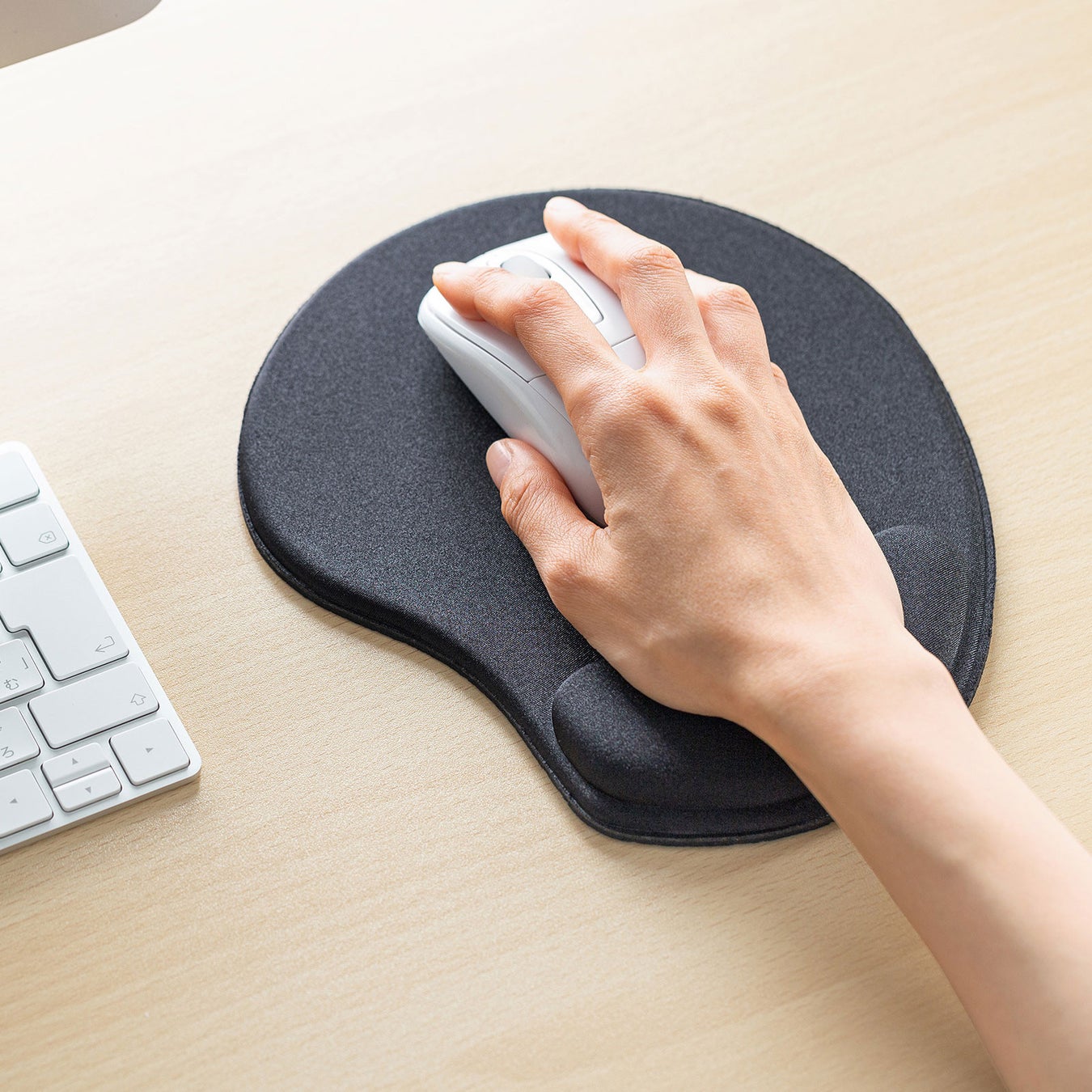 抗菌加工を施した低反発ウレタン内蔵リストレスト付きマウスパッドを発売 サンワサプライ株式会社のプレスリリース 抗菌加工を施した低反発ウレタン内蔵リストレスト付きマウスパッドを発売 サンワサプライ株式会社のプレスリリース