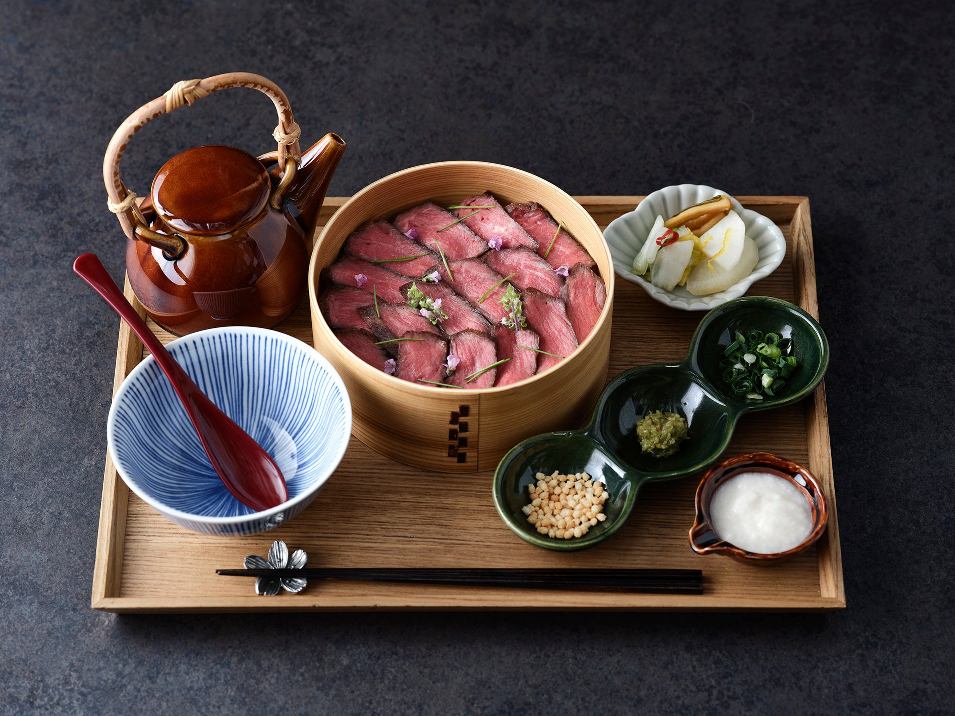 黒毛和牛ひつまぶし全体_3：2画像