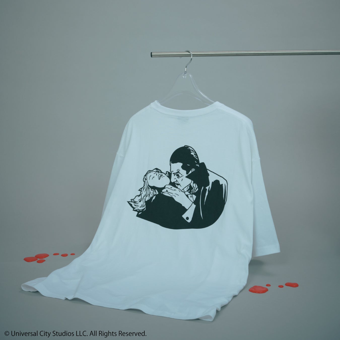 伝説のホラー キャラクターがtシャツに ジャーナルスタンダードレリュームよりユニバーサル ピクチャーズ別注tシャツ が登場 株式会社ベイクルーズのプレスリリース 伝説のホラー キャラクターがtシャツに ジャーナルスタンダードレリュームよりユニバーサル ピクチャーズ別注tシャツ が登場 株式会社ベイクルーズのプレスリリース