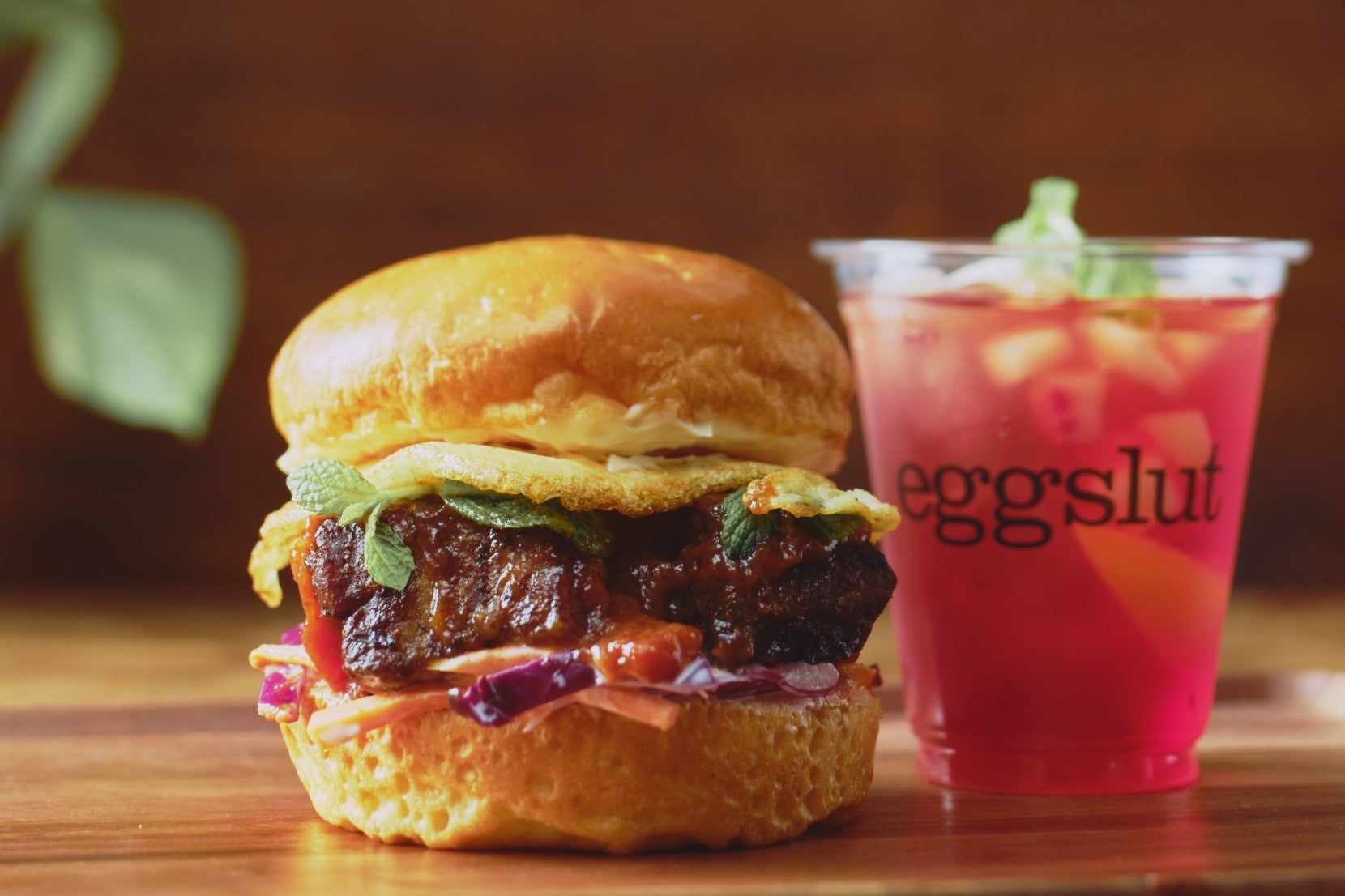 ピーチBBQエッグサンド