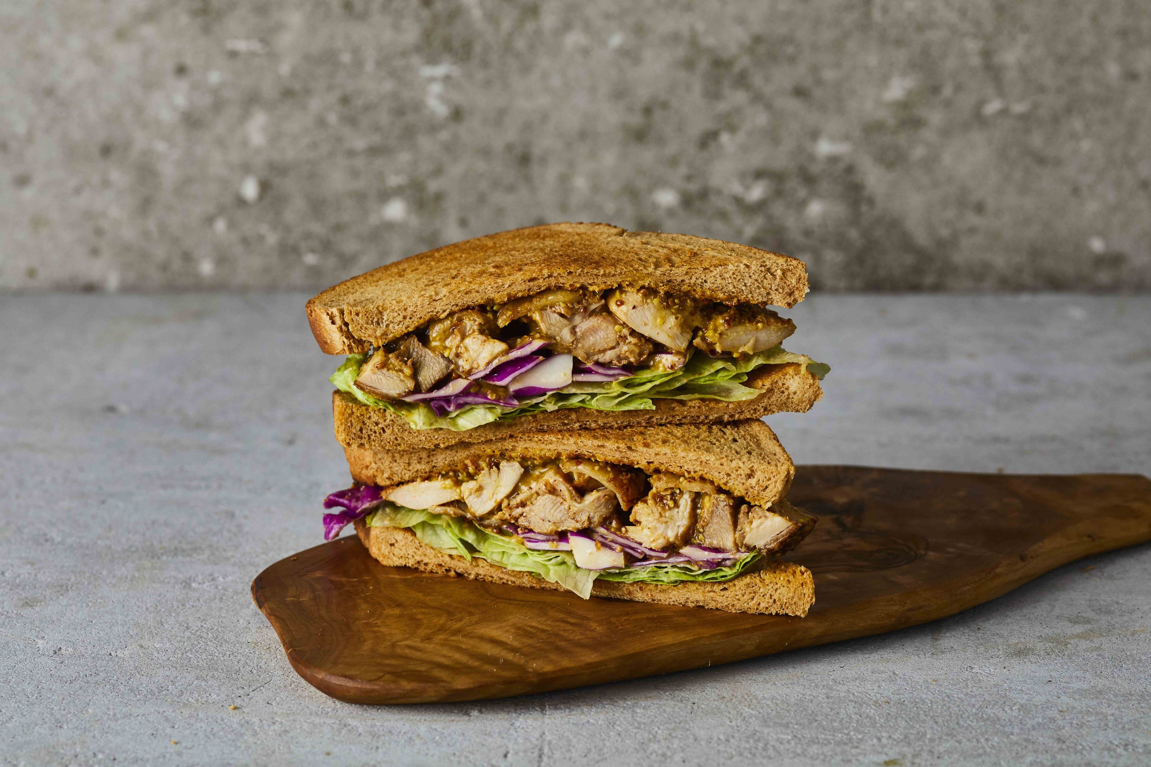 ハニ―マスタードチキンサンドイッチ