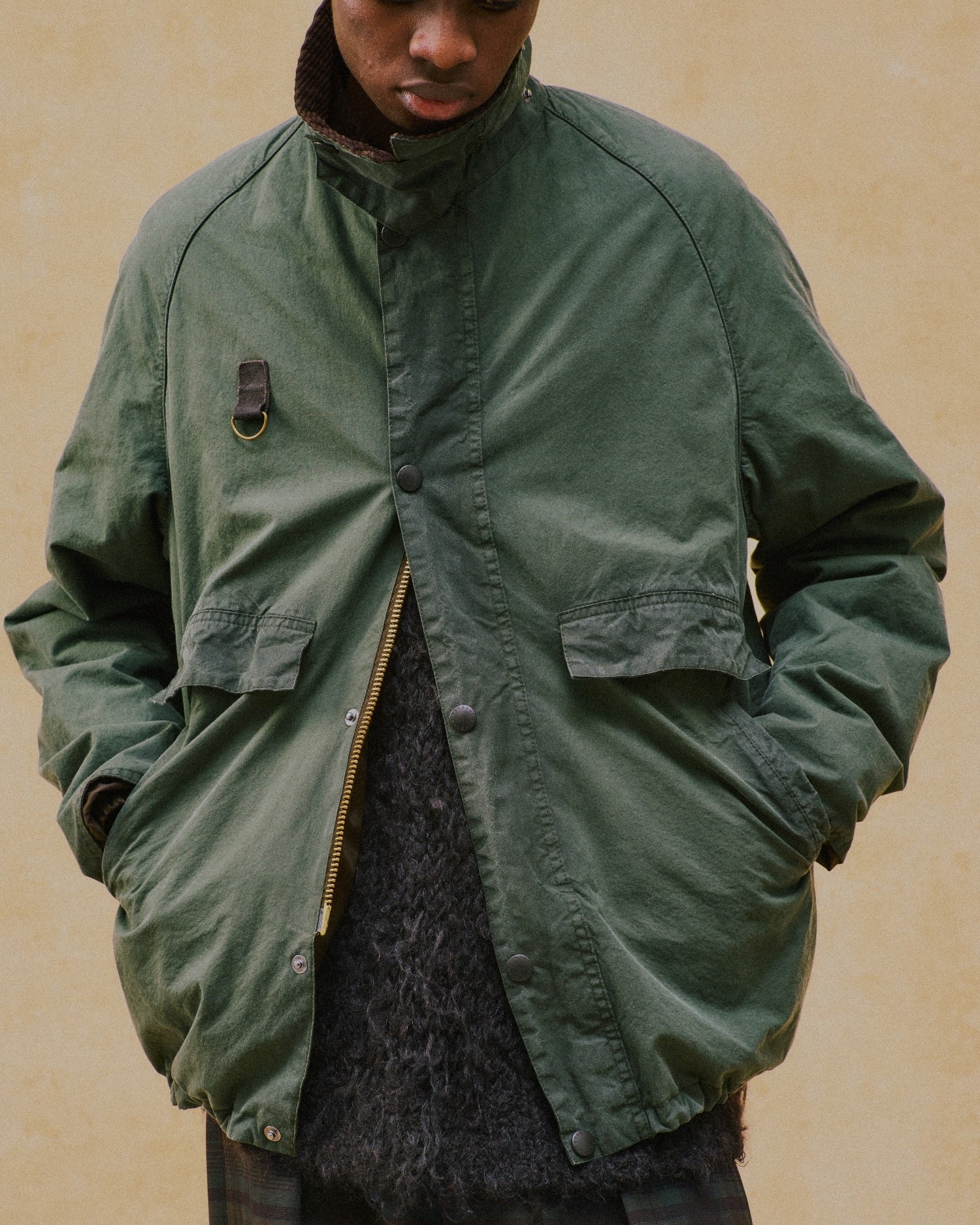 Barbour ×JOURNAL STANDARDより洗い加工を施した別注「SPEY JACKET」が