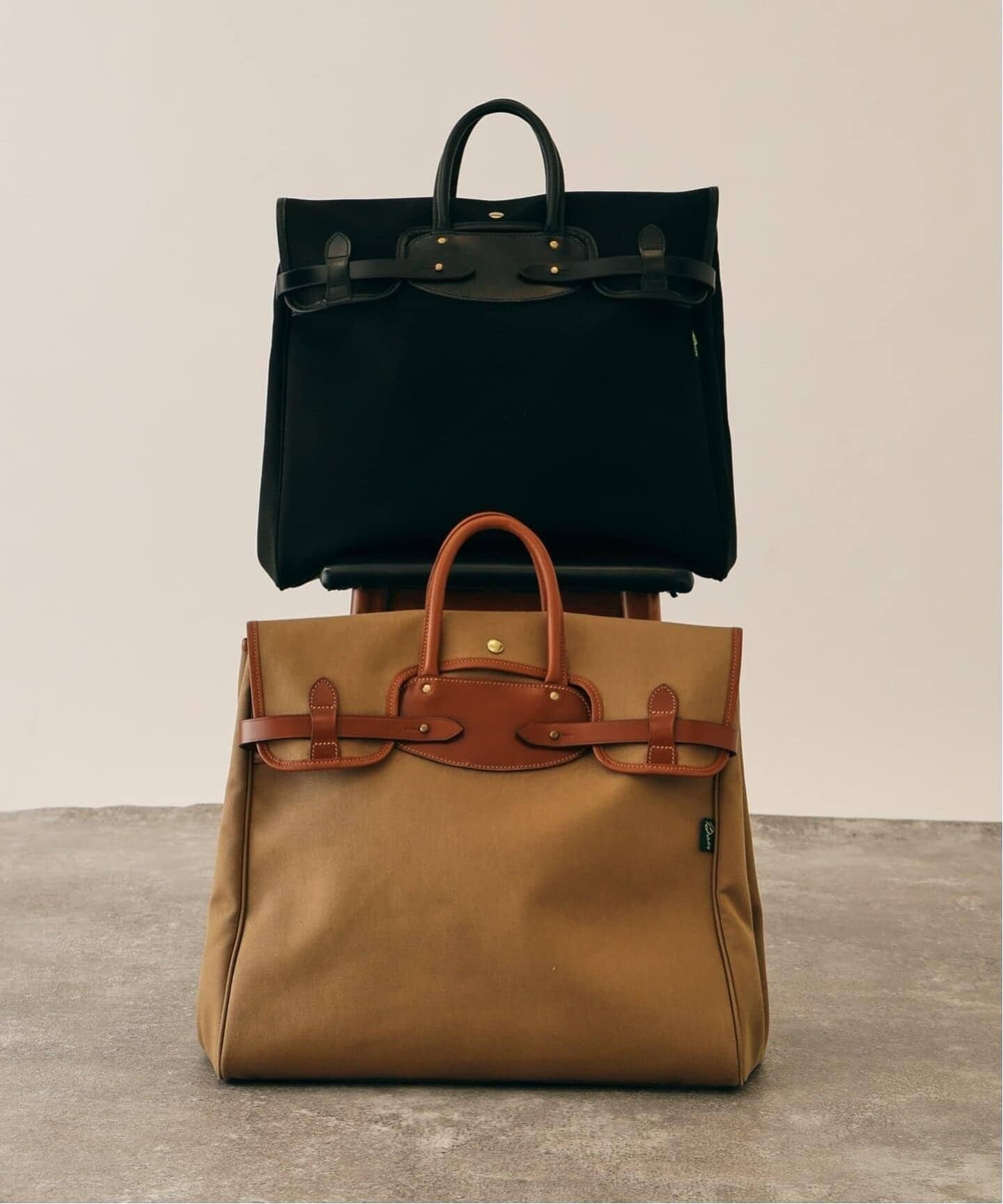 英国の老舗バッグブランド「Brady」と、Gauthier Borsarello、ÉDIFICEによるトリプルコラボレーション。フォルムからディテールまで一から設計した特別なバッグが、予約販売を開始。