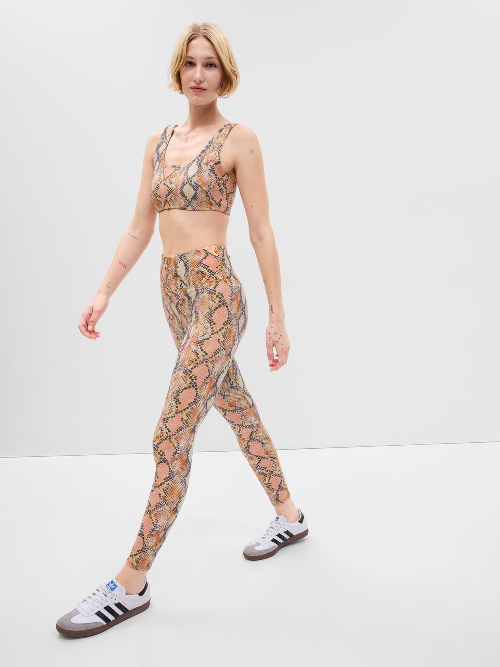 春夏秋冬おさんぽシリーズ E 『匿名配送』gap fit レディース